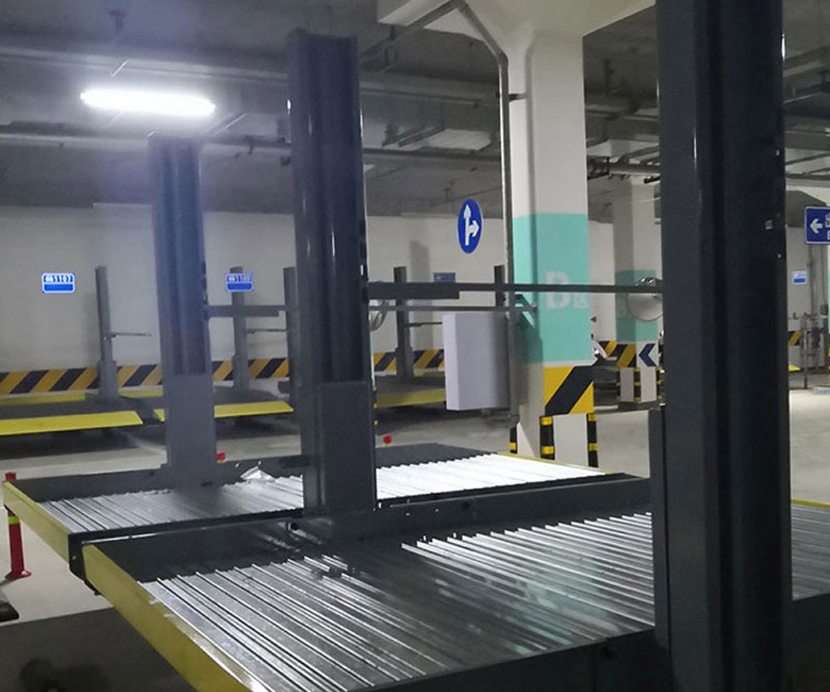 家用停车设备过验收.jpg